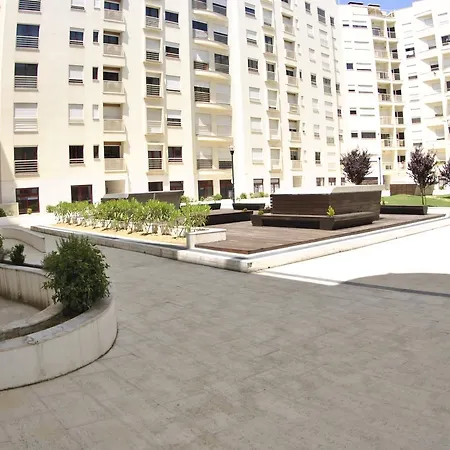 Parque Nacoes Prime 21 3 Quartos Апартаменты *